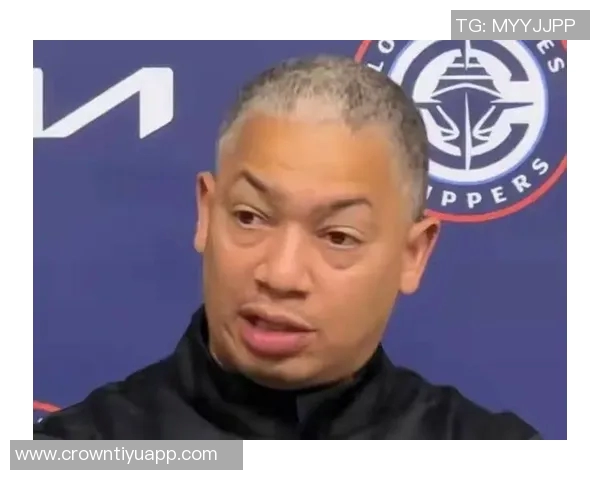 美网友热议快船教练泰伦卢涉赌事件引发热议球队前景堪忧 美网友热议快船教练泰伦卢涉赌事件引发热议球队前景堪忧