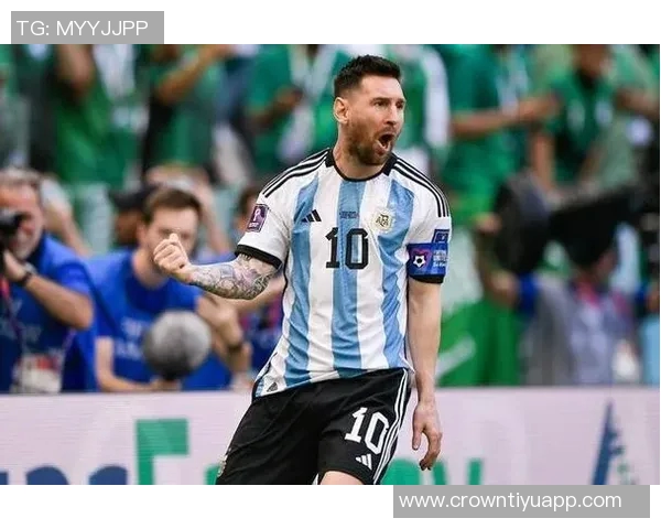 梅西生涯接近尾声卡尔崭露头角巴萨17岁边锋引关注